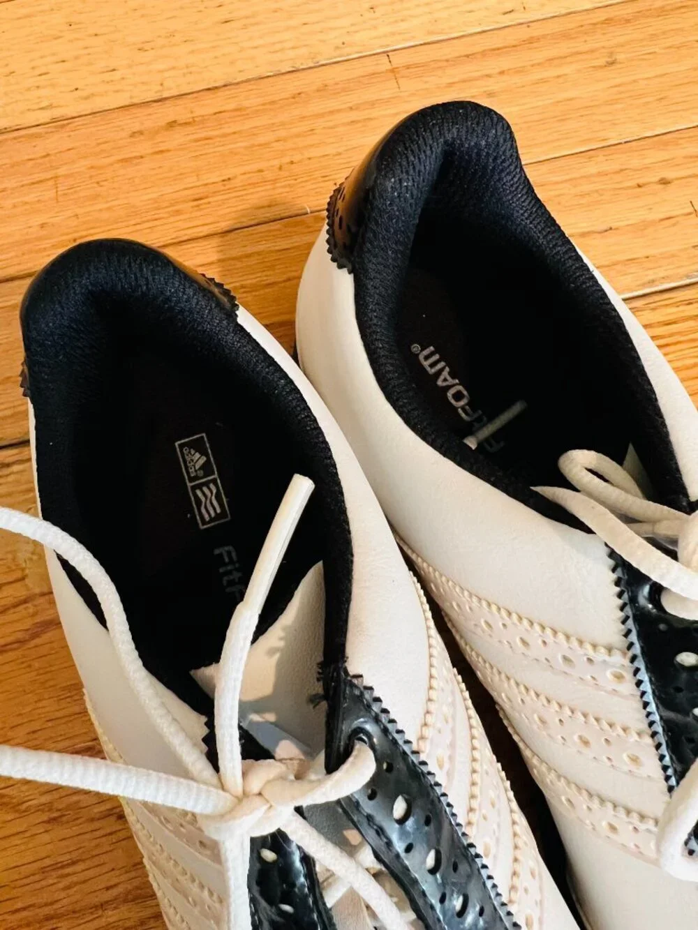 Women's Adidas Golf Shoes Sneakers Size 8.5